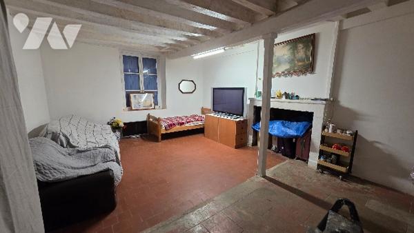 Moulins-sur-Céphons(36), maison de bourg 3 pièces (2 chbres et 1 séjour/cuisine)