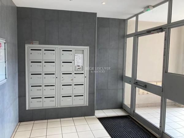 Bureau à louer à Décines-Charpieu (69150)