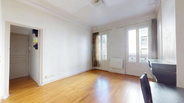 EXCLUSIVITÉ Guy Hoquet Paris 14 Studio 25.45 m2