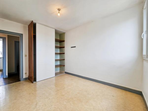 Appartement à vendre 4 pièces avec balcon, cave et parking sécurisé TARBES (65)