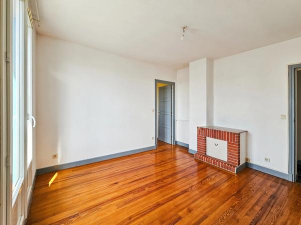 Appartement à vendre 4 pièces avec balcon, cave et parking sécurisé TARBES (65)
