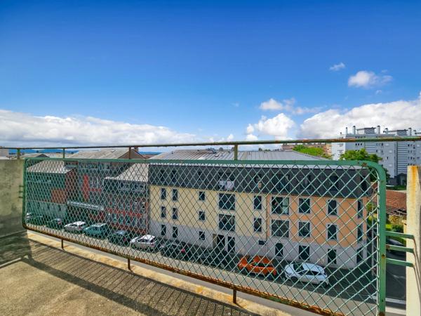 Appartement à vendre 4 pièces avec balcon, cave et parking sécurisé TARBES (65)