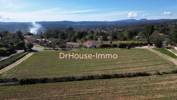 Terrain à vendre de 1 261 m²