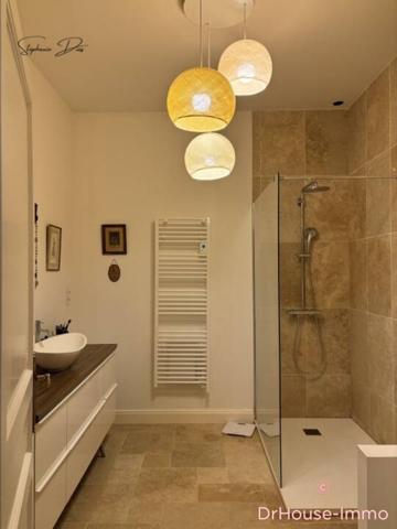 Maison à vendre 8 pièces de 234 m²