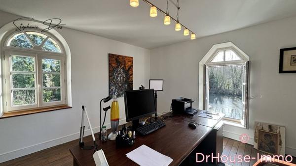 Maison à vendre 8 pièces de 234 m²