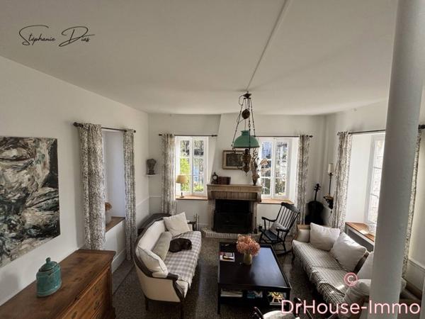 Maison à vendre 8 pièces de 234 m²