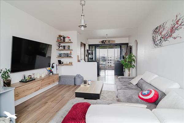 Appartement à vendre |  Saint-Priest |  4 pièces | 79 m²