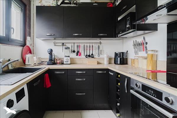 Appartement à vendre |  Saint-Priest |  4 pièces | 79 m²