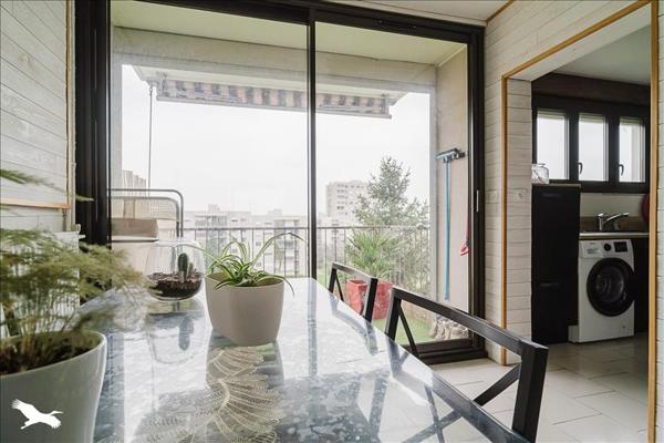 Appartement à vendre |  Saint-Priest |  4 pièces | 79 m²