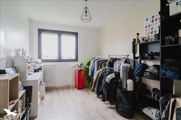Appartement à vendre |  Saint-Priest |  4 pièces | 79 m²