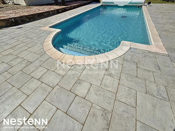 NEVIAN maison T5 de plain-pied, libre de 4 faces, avec toiture neuve