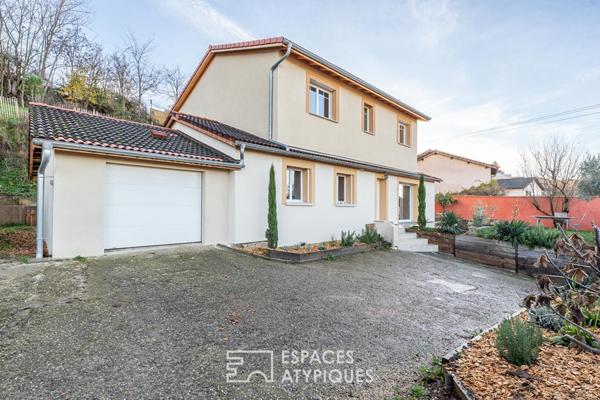 Maison Familiale rénovée sur les hauteurs de Neuville sur Saône