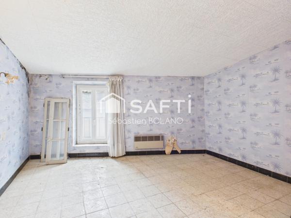 Maison de village - Gros potentiel - Roubia .