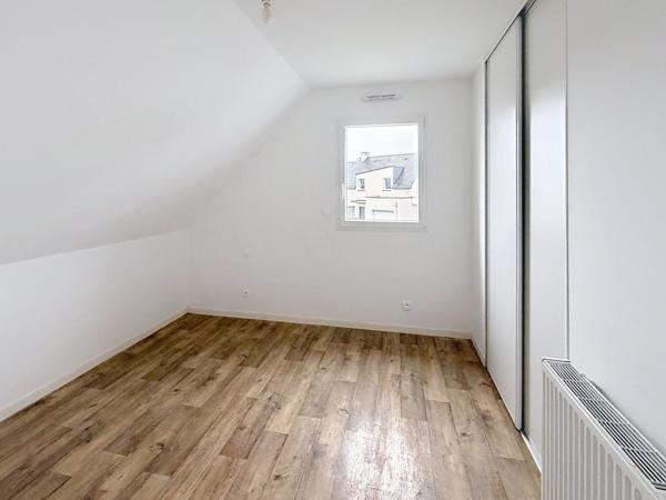 Maison à CHANGE, 53810 - 7 pièces 123m²