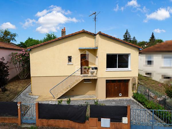Maison Ruelle Sur Touvre 5 pièce(s) 72 m2 sur sous-sol