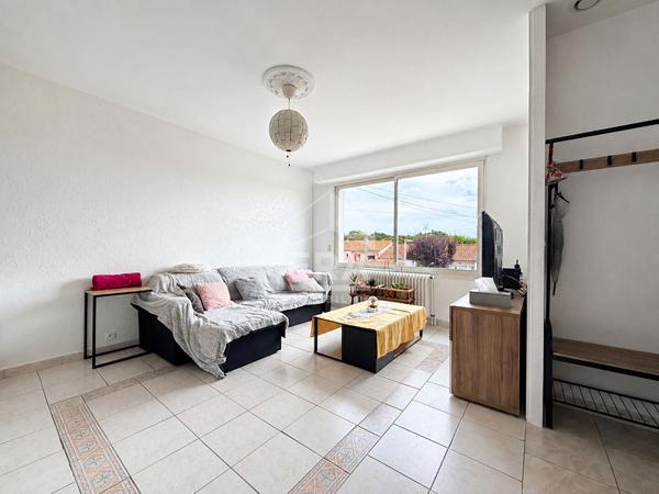 Maison Ruelle Sur Touvre 5 pièce(s) 72 m2 sur sous-sol