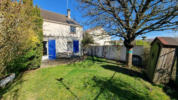 Maison - Fleury Mérogis quartier village 5 pièce(s) 96 m²
