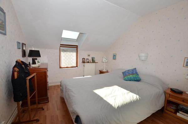 Maison - Fleury Mérogis quartier village 5 pièce(s) 96 m²