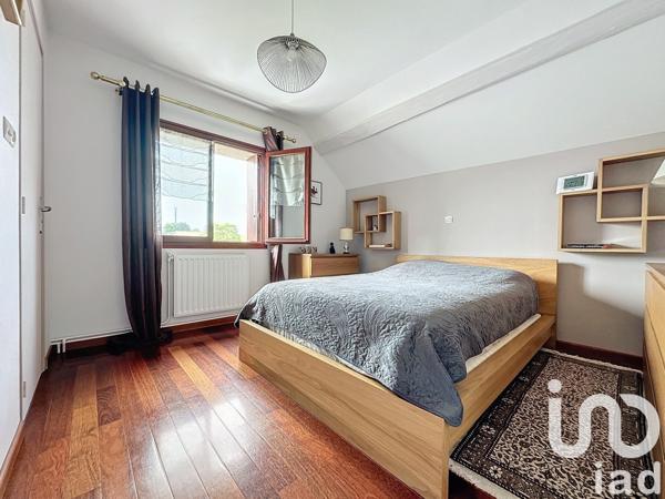 Maison de village 6 pièces de 130 m² à Guerville (78930)