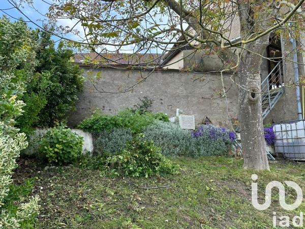 Maison de village 6 pièces de 130 m² à Guerville (78930)