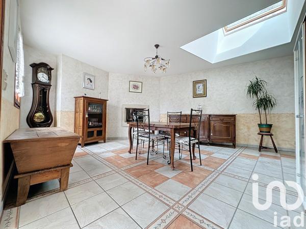 Maison de village 6 pièces de 130 m² à Guerville (78930)