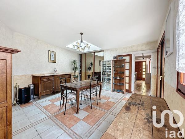 Maison de village 6 pièces de 130 m² à Guerville (78930)