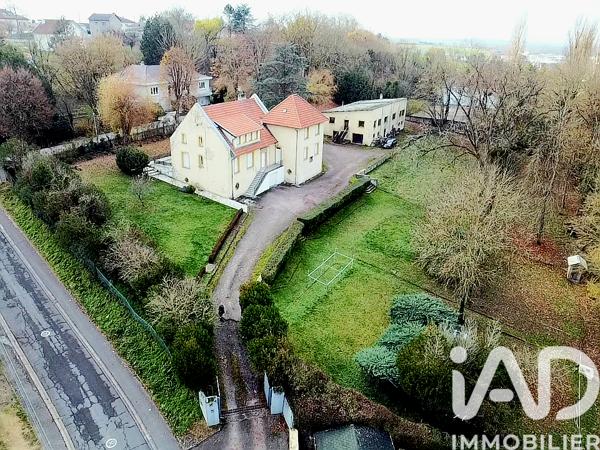 Maison à vendre 11 pièces 238 m² Conflans-en-Jarnisy