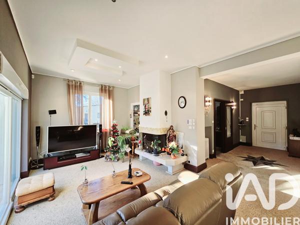 Maison à vendre 11 pièces 238 m² Conflans-en-Jarnisy