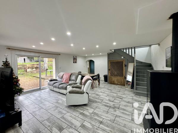 Maison à vendre 5 pièces 130 m² Vernoil-le-Fourrier