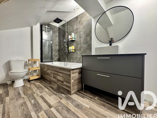 Maison à vendre 5 pièces 130 m² Vernoil-le-Fourrier