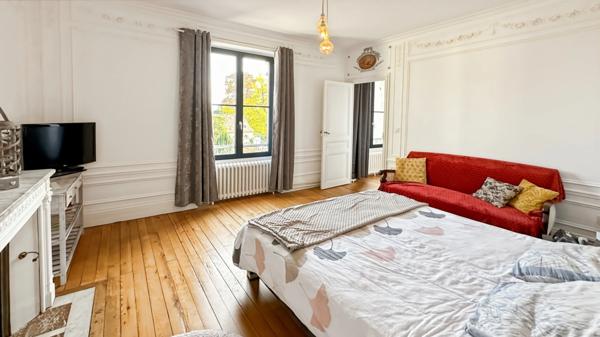 Majestueuse demeure rénovée centre ville de Bergerac