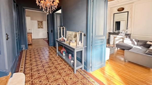 Majestueuse demeure rénovée centre ville de Bergerac