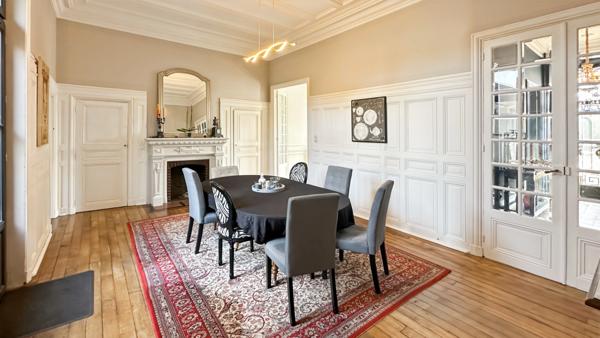 Majestueuse demeure rénovée centre ville de Bergerac