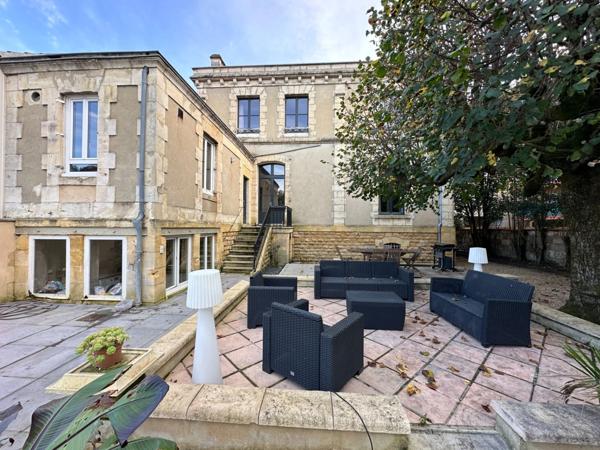 Majestueuse demeure rénovée centre ville de Bergerac