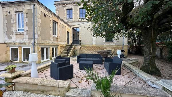 Majestueuse demeure rénovée centre ville de Bergerac