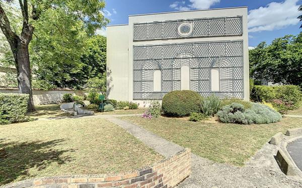 Appartement à louer    2 pièces •  Créteil
