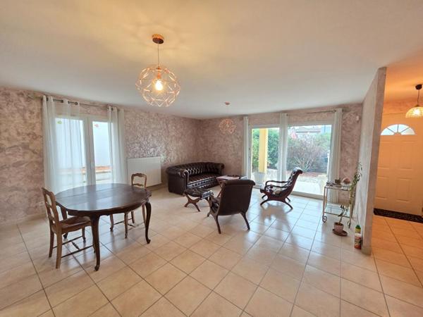 Maison  3 pièce(s) 82 m2