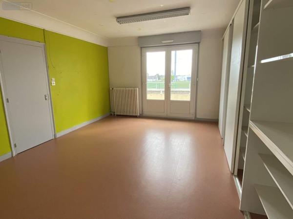 Maison à vendre à Fougères en Ille-et-Vilaine (35300), ref : 037/850