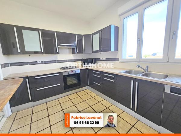 IDÉAL INVESTISSEUR !!! Maison 11 pièces avec 85 m² de surface au sol, rentabilité brute de 10 % ANGOULEME (16)