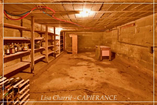 Maison à vendre 5 pièces de 137 m2 habitables sur 4017 m2 de terrain clôturé, garage, atelier, hangar et piscine proche de VIC FEZENSAC (32)