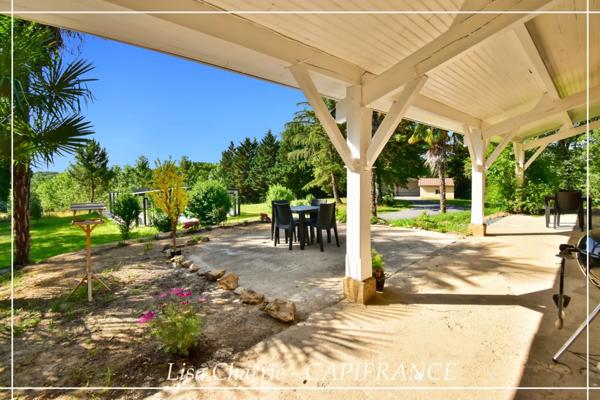 Maison à vendre 5 pièces de 137 m2 habitables sur 4017 m2 de terrain clôturé, garage, atelier, hangar et piscine proche de VIC FEZENSAC (32)