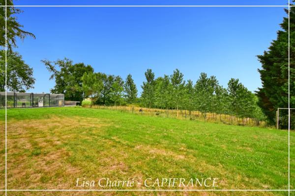 Maison à vendre 5 pièces de 137 m2 habitables sur 4017 m2 de terrain clôturé, garage, atelier, hangar et piscine proche de VIC FEZENSAC (32)