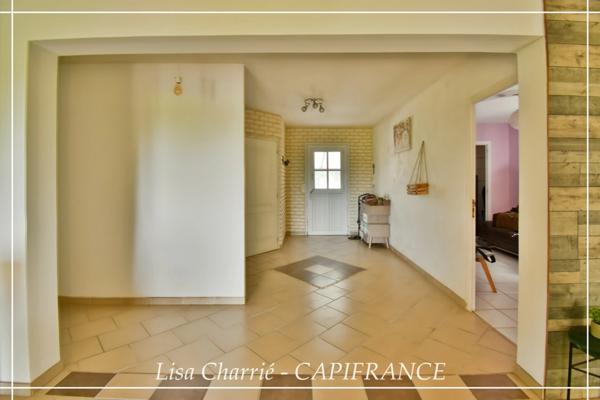 Maison à vendre 5 pièces de 137 m2 habitables sur 4017 m2 de terrain clôturé, garage, atelier, hangar et piscine proche de VIC FEZENSAC (32)