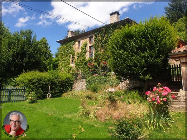 Mariac (07160) Vente prestige - Maison en pierres 290 m² - Le Cheylard - 2,6 Hectares de terrain