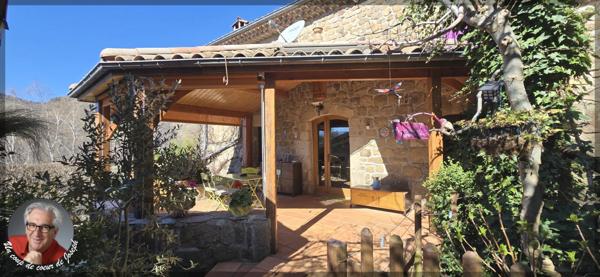Mariac (07160) Vente prestige - Maison en pierres 290 m² - Le Cheylard - 2,6 Hectares de terrain