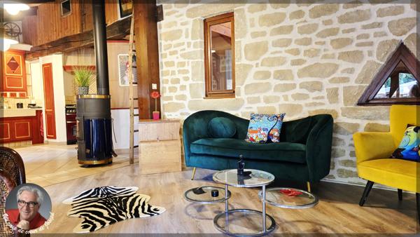 Mariac (07160) Vente prestige - Maison en pierres 290 m² - Le Cheylard - 2,6 Hectares de terrain