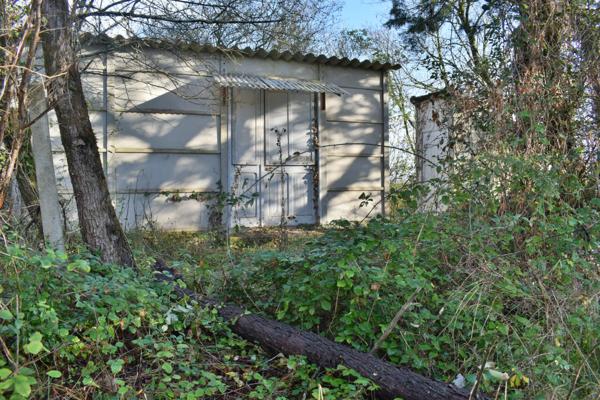 Terrain à vendre NON CONSTRUCTIBLE de 4 554,00 m² CASTRES (81)