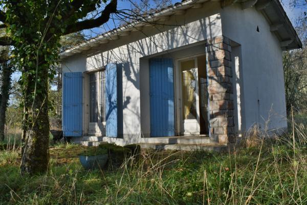Terrain à vendre NON CONSTRUCTIBLE de 4 554,00 m² CASTRES (81)