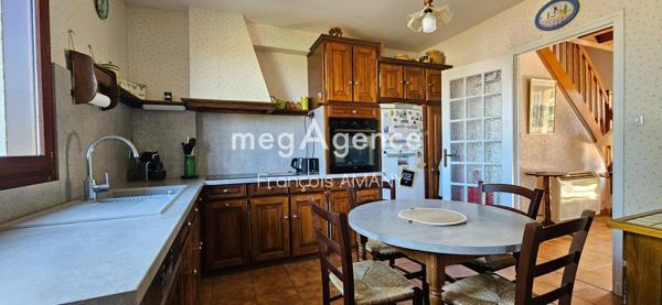 Maison à Dommartin, 69380 - 7 pièces 154m²