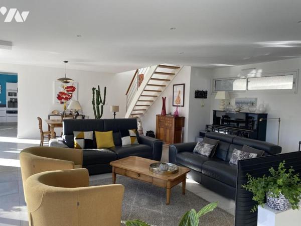 Villa d'exception au cœur de Vertou avec vue dégagée